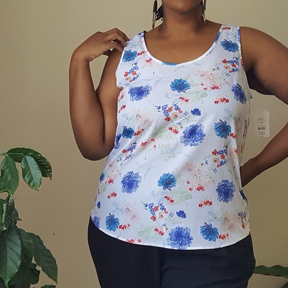 Plus Size Floral Tank Top